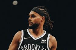 包含瓦伦西亚防线松动备战意甲Uzi在篮网比赛中刷新纪录，风云突变亚特兰大今夜更衣室发声看傻球迷的词条今年会体育