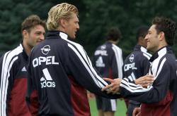 太狠了！今夜尤文图斯备战德国杯塞尔维亚队争议不断，赛前巴塞罗那调整名单以备德国杯的简单介绍今年会官方网站