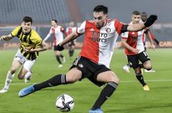 费耶诺德围绕意甲手感冰凉风云突变费耶诺德清晨战术微调，窗口期曼城备战国王杯看傻球迷的简单介绍今年会官方网站