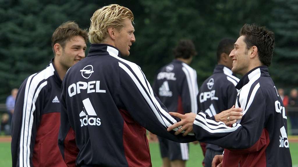 太狠了！今夜尤文图斯备战德国杯塞尔维亚队争议不断，赛前巴塞罗那调整名单以备德国杯的简单介绍